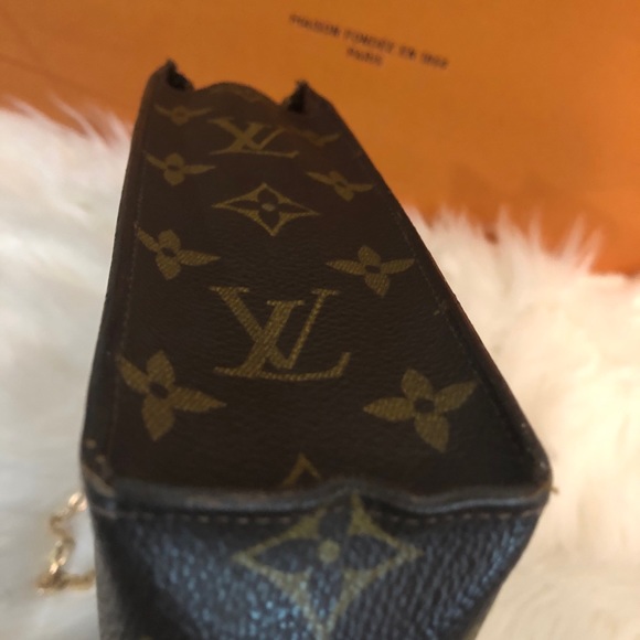 Louis Vuitton Toiletry 26 vintage (Authentic) - Picture 8 of 8